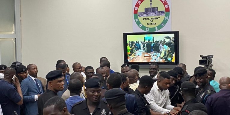 vetting-fight--1140x570