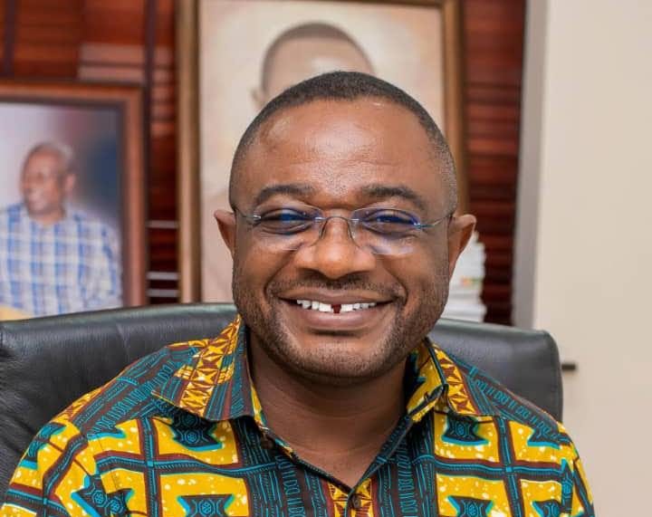 280118753_976253269724906_5784903445794886661_n-e1669632244477-873744140