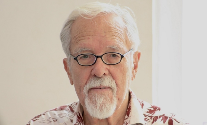 Prof-Collins-699x424