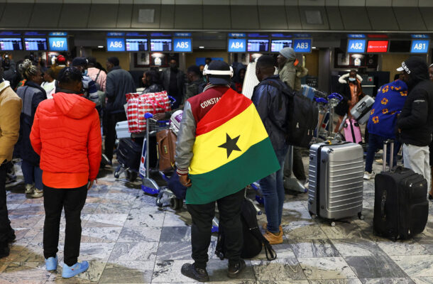 Ghanaians-evacuation-610x400