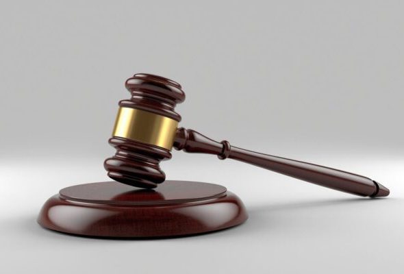 Court-hammer-bright-610x400