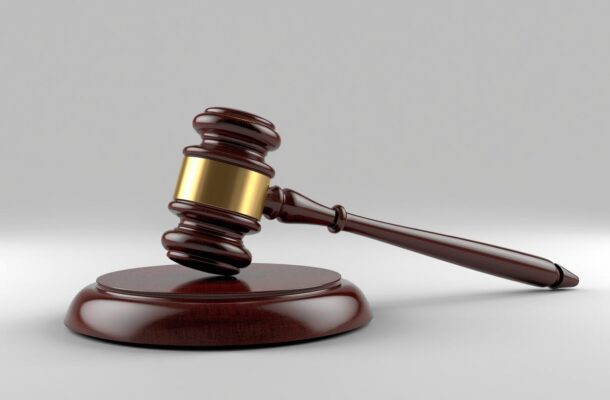 Court-hammer-bright-610x400