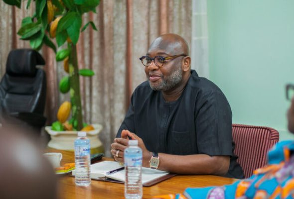 cocobod-welcomes-dr-randy-abbey1241333278-768x677-1-610x400